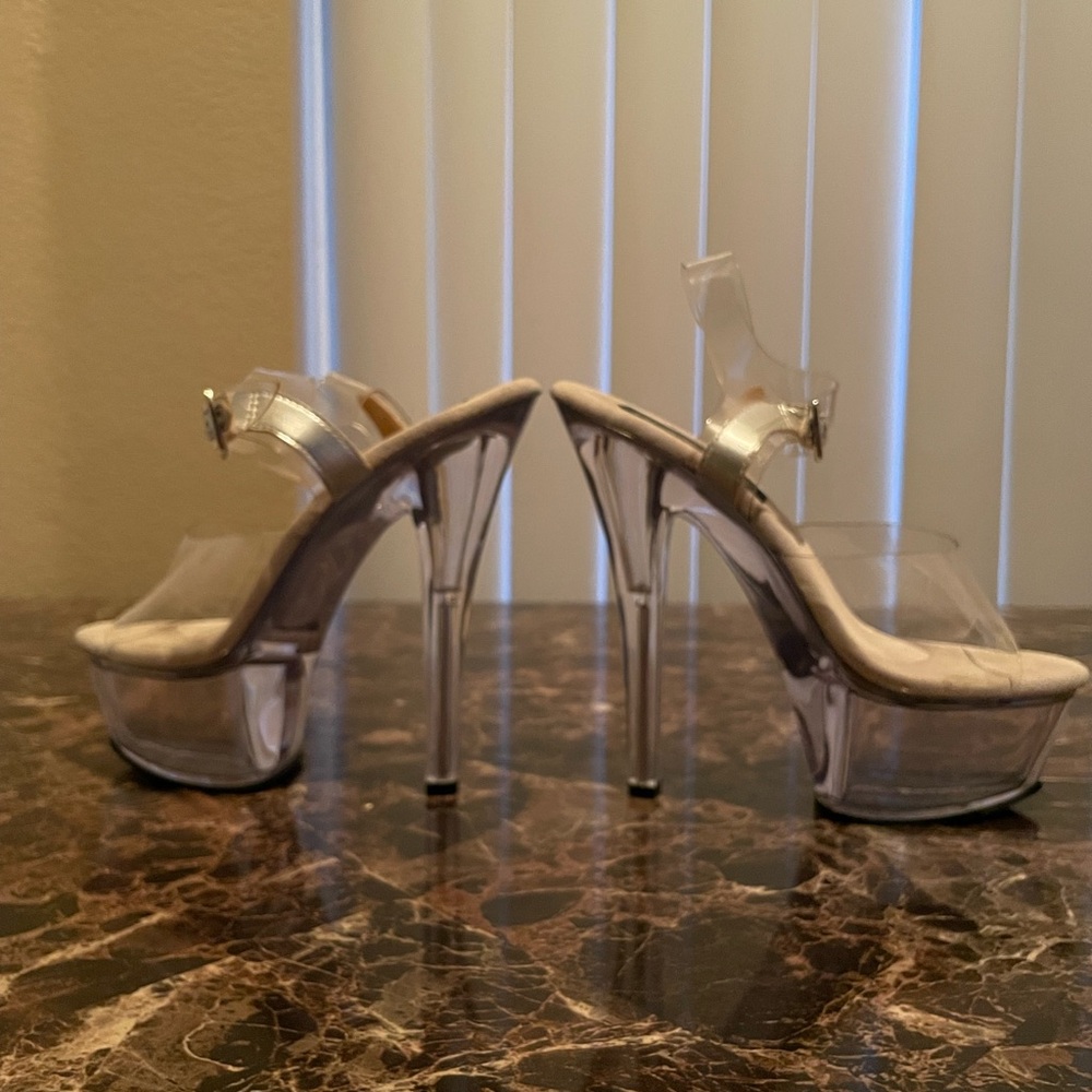 Pleaser platform heels. Open toe w/Ankle strap and buckle. - Picture 5 of 6